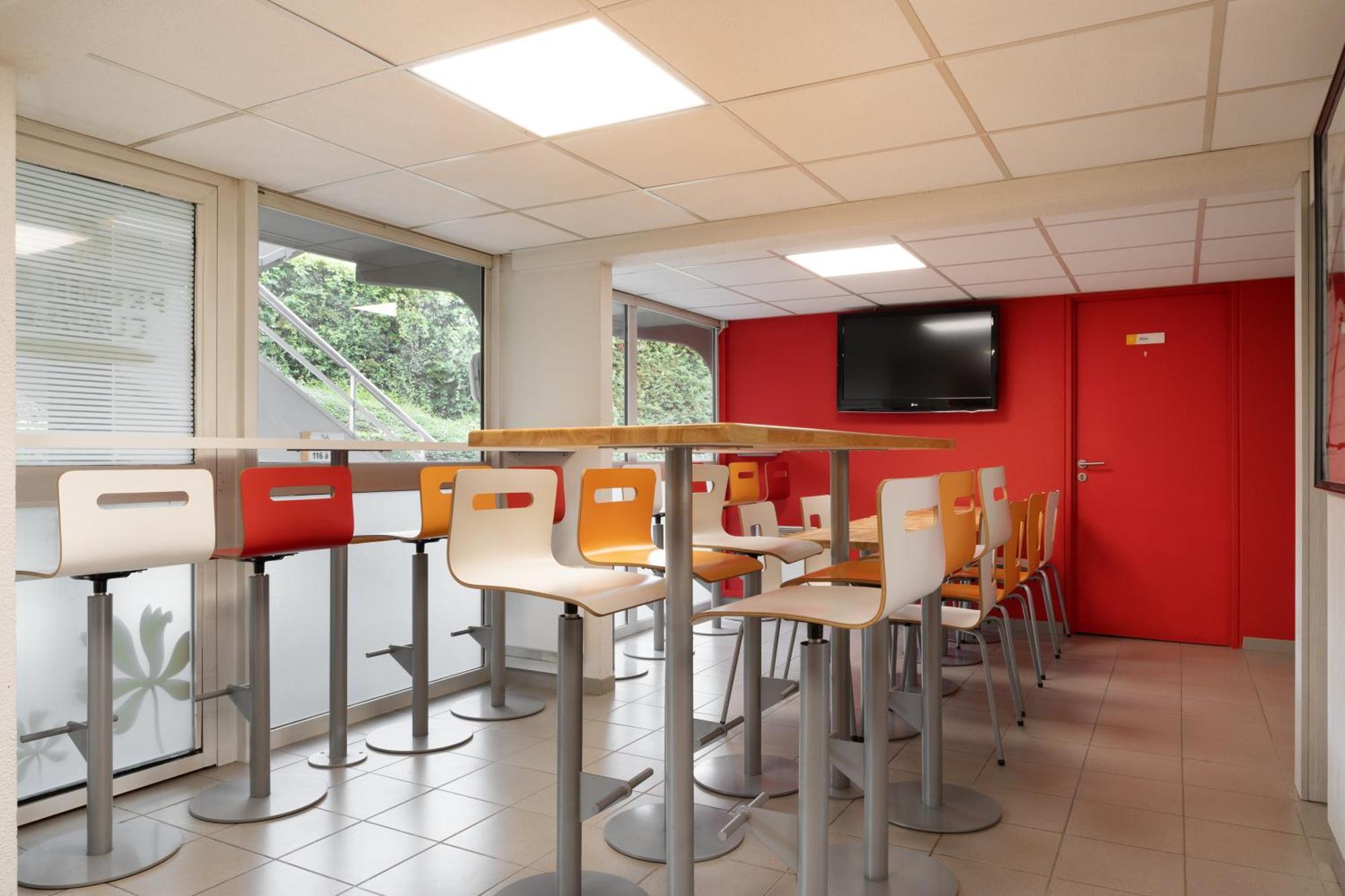 Premiere Classe La Ville Du Bois Экстерьер фото